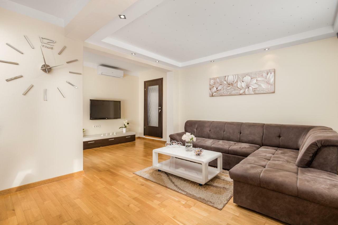 Apartamento Apartman Javor Otočac Exterior foto